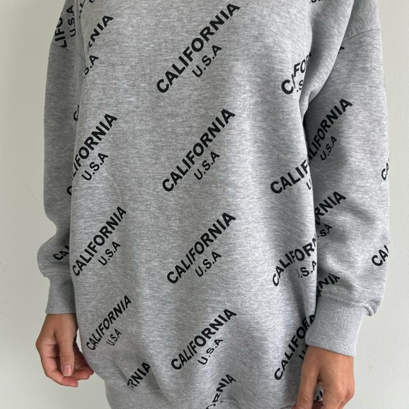 Grey sweater - Picture 2 of 2